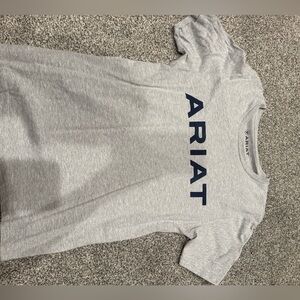 Women’s Ariat tee!